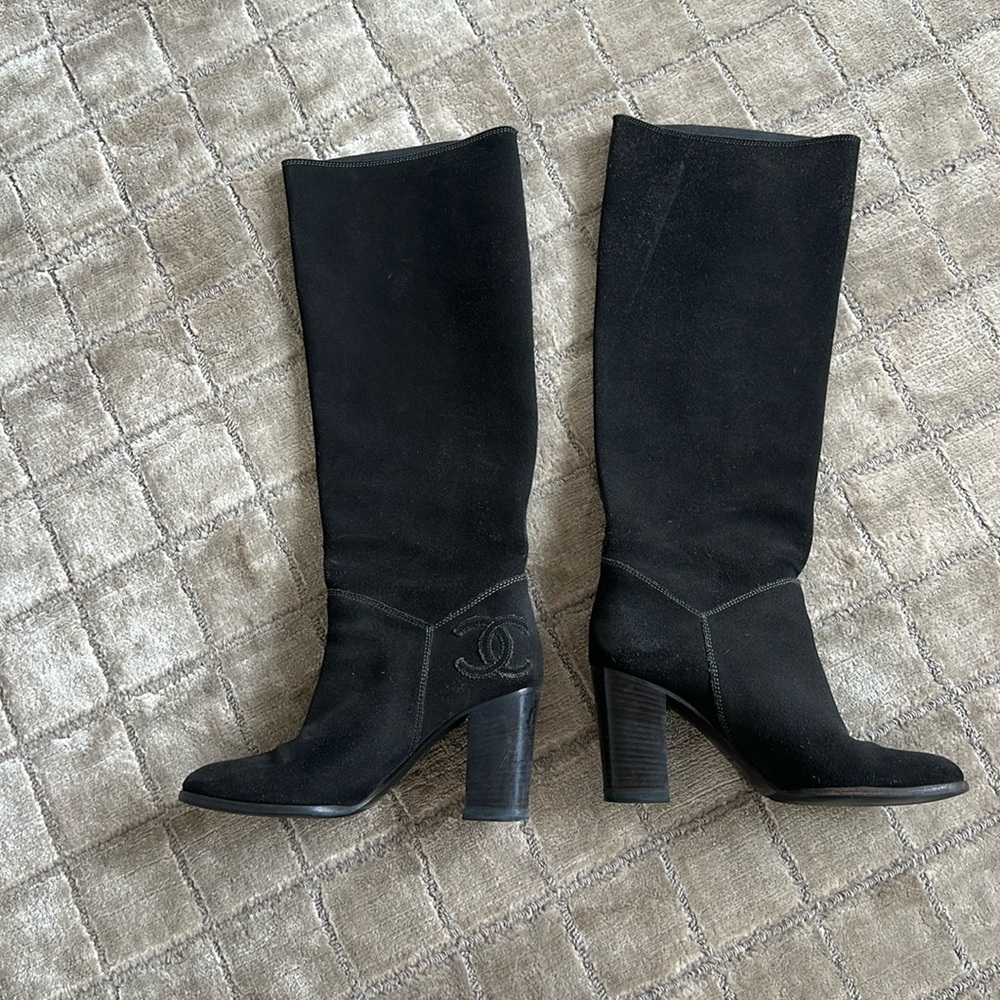 Chanel Swede Boots Gray color size 7